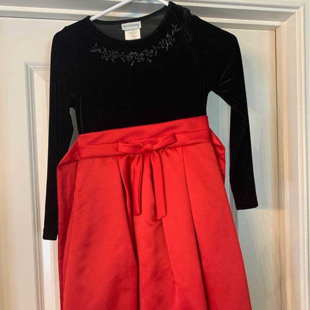 Little Girl's formal dress Size 10